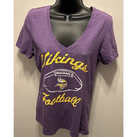 Women’s Team NFL Minnesota Vikings VNeck‎ Size Medium - Picture 1 of 4